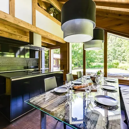 Chalet Chalet Luxueusement Renove A *