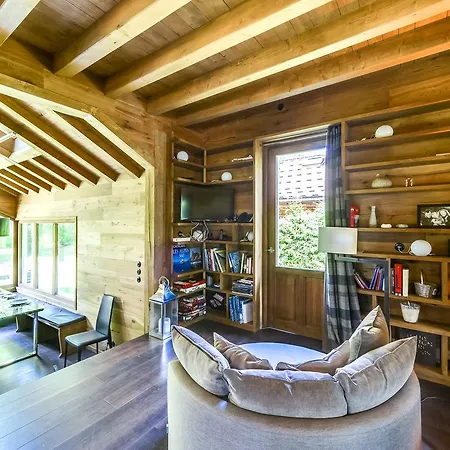 Chalet Luxueusement Renove A *