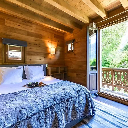 Chalet Luxueusement Renove A Chalet Chamonix