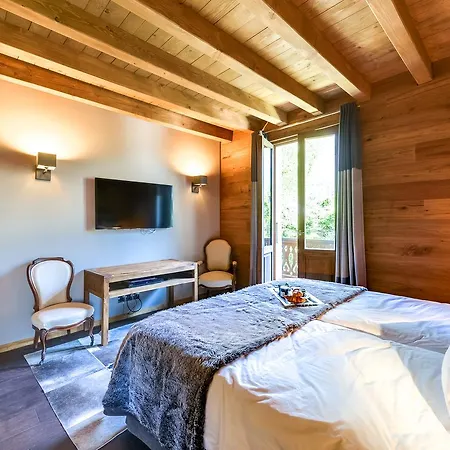 Chalet Chalet Luxueusement Renove A *